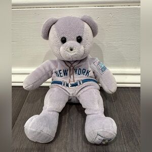 New York Yankees Gray Stuffed Bear All Star Game ‘99 Derek Jeter Bear
